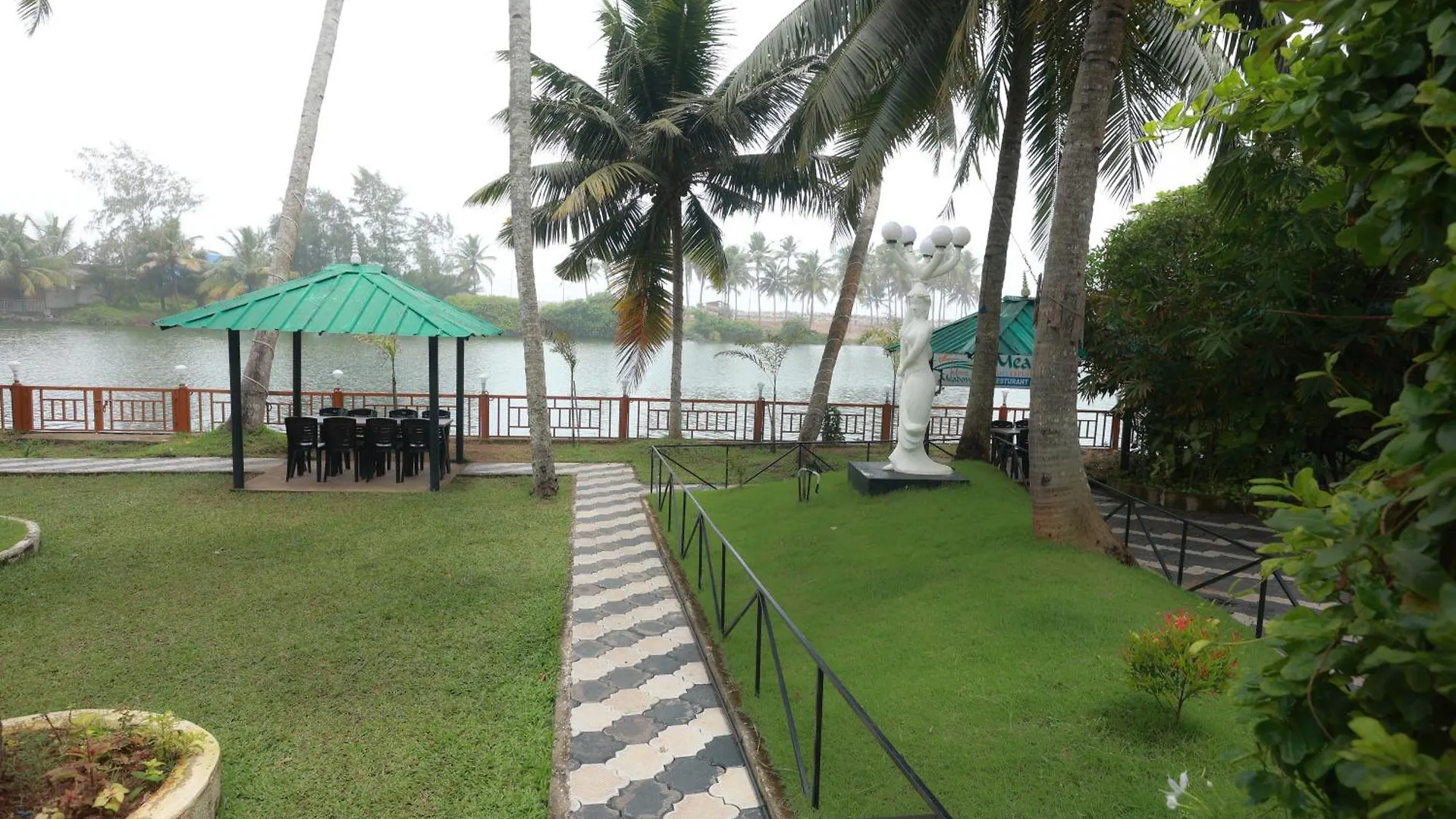 Kappil Meadows Hotel Varkala 3*,